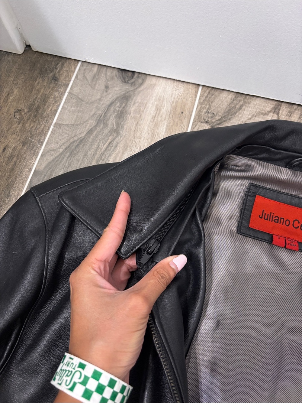 Leather Jacket - Picture 5 of 7